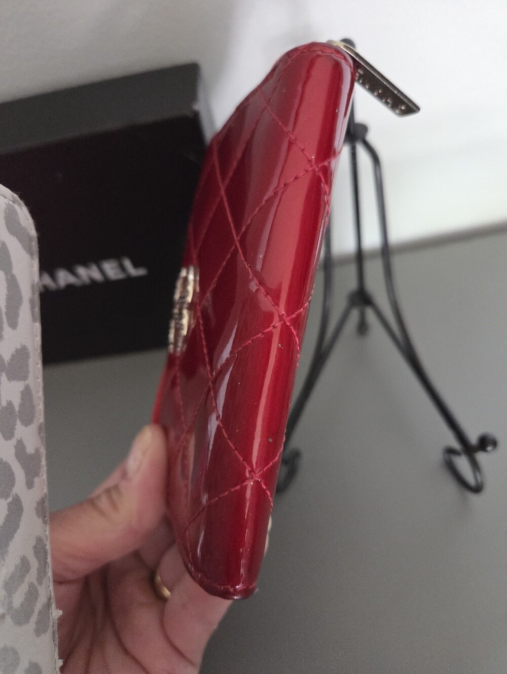 ****Chanel Zipper Card Wallet/ Box/Generic  Dust Bag - Picture 5 of 12